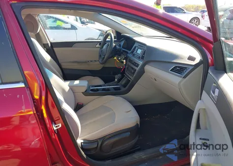 2015 Hyundai Sonata Se z USA, uszkodzony, nr VIN 5NPE24AF3FH079878